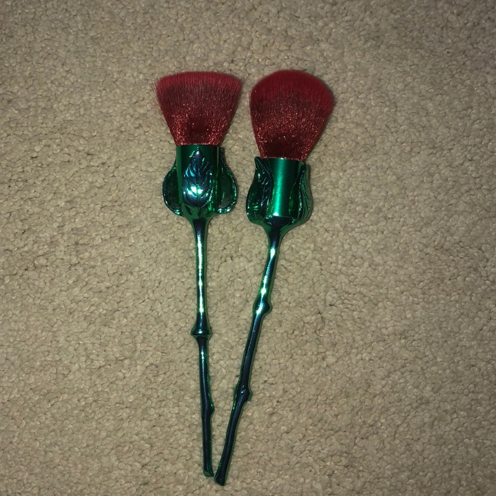 Makeup Brushes